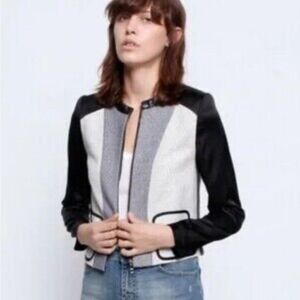 Zadig & Voltaire Mixed Media Textured Gray Jacket Black Sleeves  Women’s Size 38